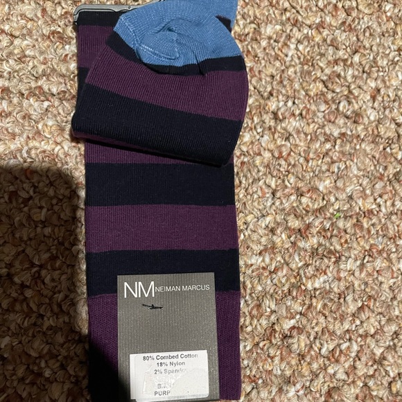 *NWT* Men NEIMAN MARCUS Over The Calf Italian Made Luxe Dress Socks (per pair). - Picture 7 of 16